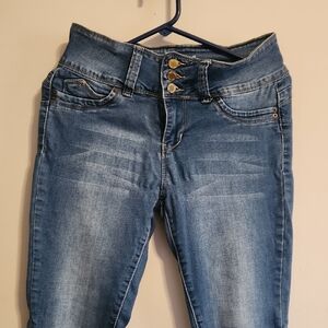 YMI Wanna Betta Butt? Stretch Skinny Jeans